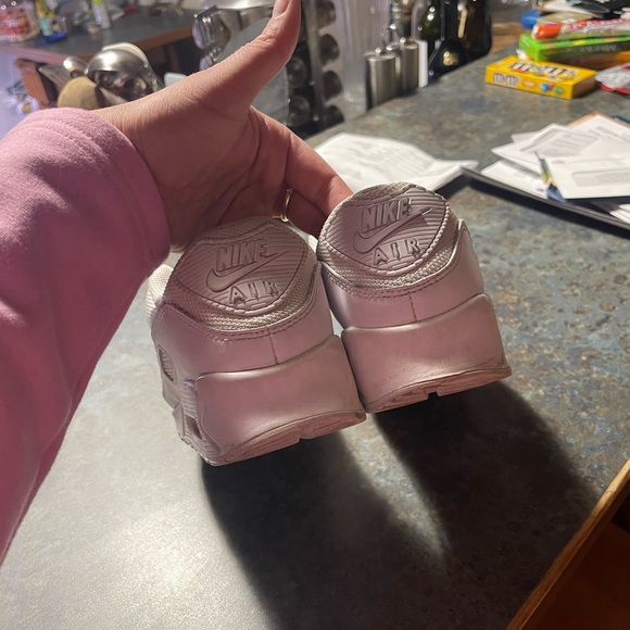 White 90s Nike Air Max’s women’s size 8 - Picture 4 of 4